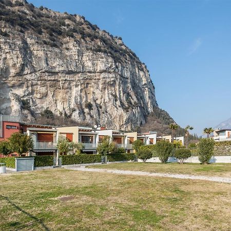 Garda Sails, Relax + Thermae Torbole Sul Garda Bagian luar foto